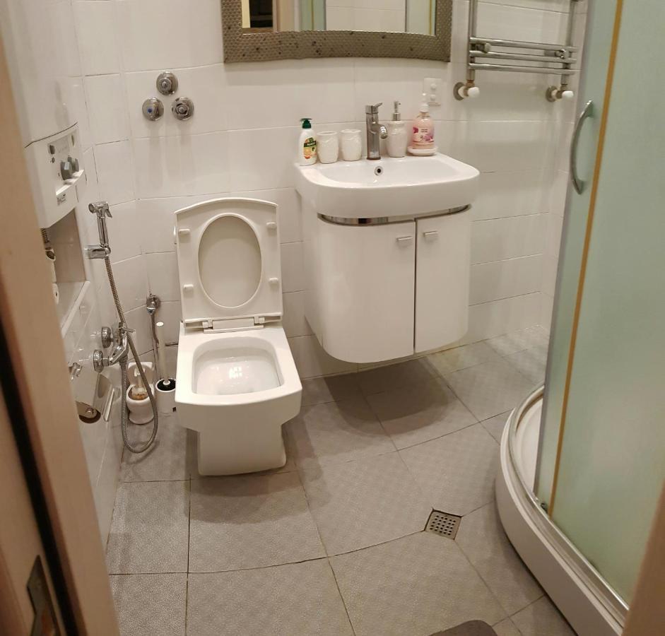 Central Baku Luxury Apartment On Nizami Street Buitenkant foto