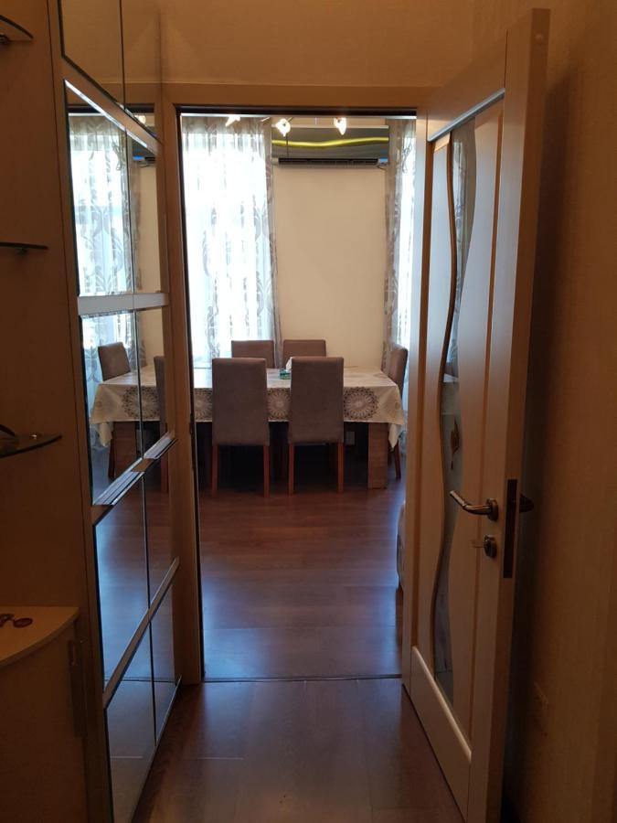 Central Baku Luxury Apartment On Nizami Street Buitenkant foto