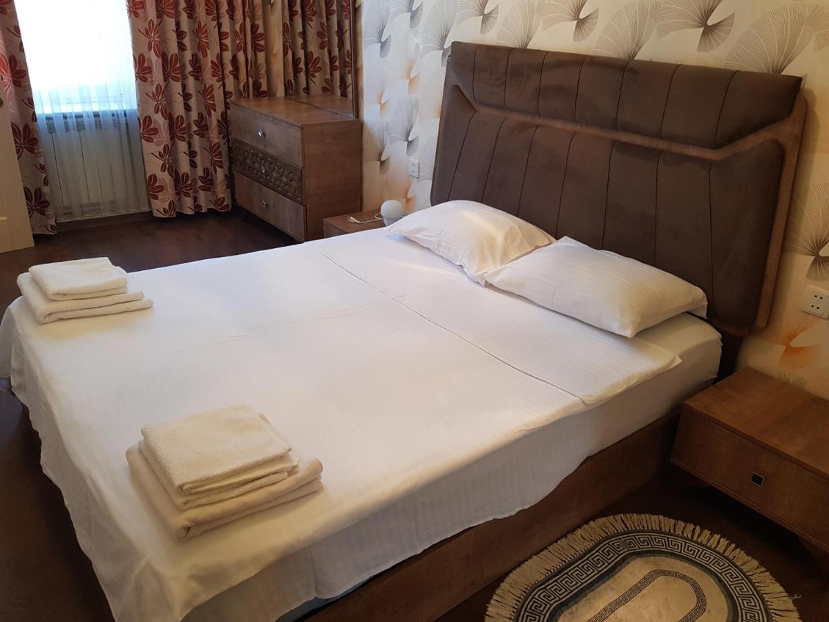 Central Baku Luxury Apartment On Nizami Street Buitenkant foto